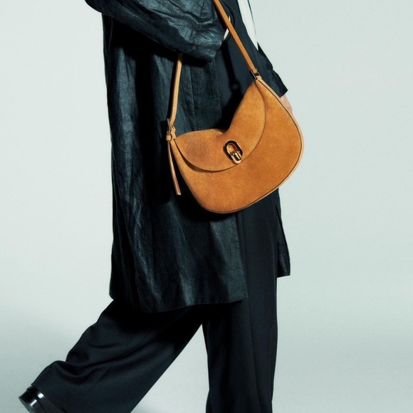 Savette Small Tondo Hobo Bag - Saddle Suede - Picture 6 of 10